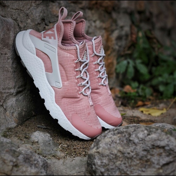 Nike Air Huarache Run Ultra Particle Pink - Picture 2 of 6